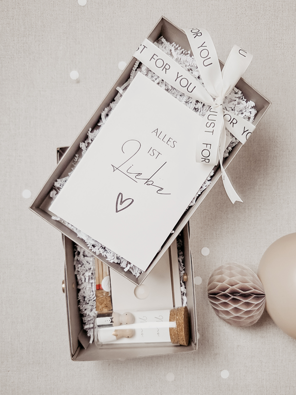 Just4You - Forex-Karte – „Alles ist Liebe“