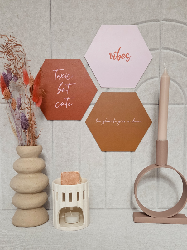 Most Lovely Forex-Hexagon – Too Glam To Give A Damn